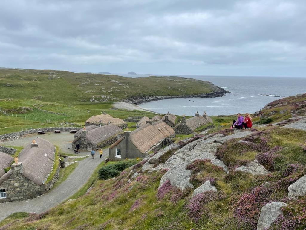 Tigh-Na-Greine Apartment Carloway  Exterior photo